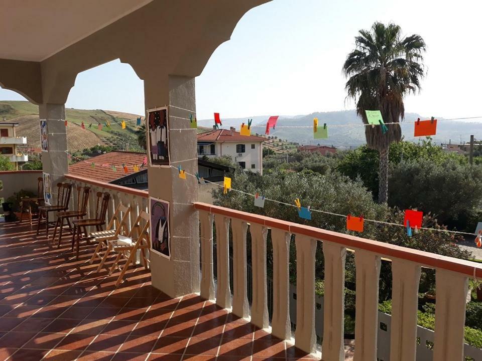 Bed and Breakfast La Dimora Degli Artisti Catanzaro Exterior foto